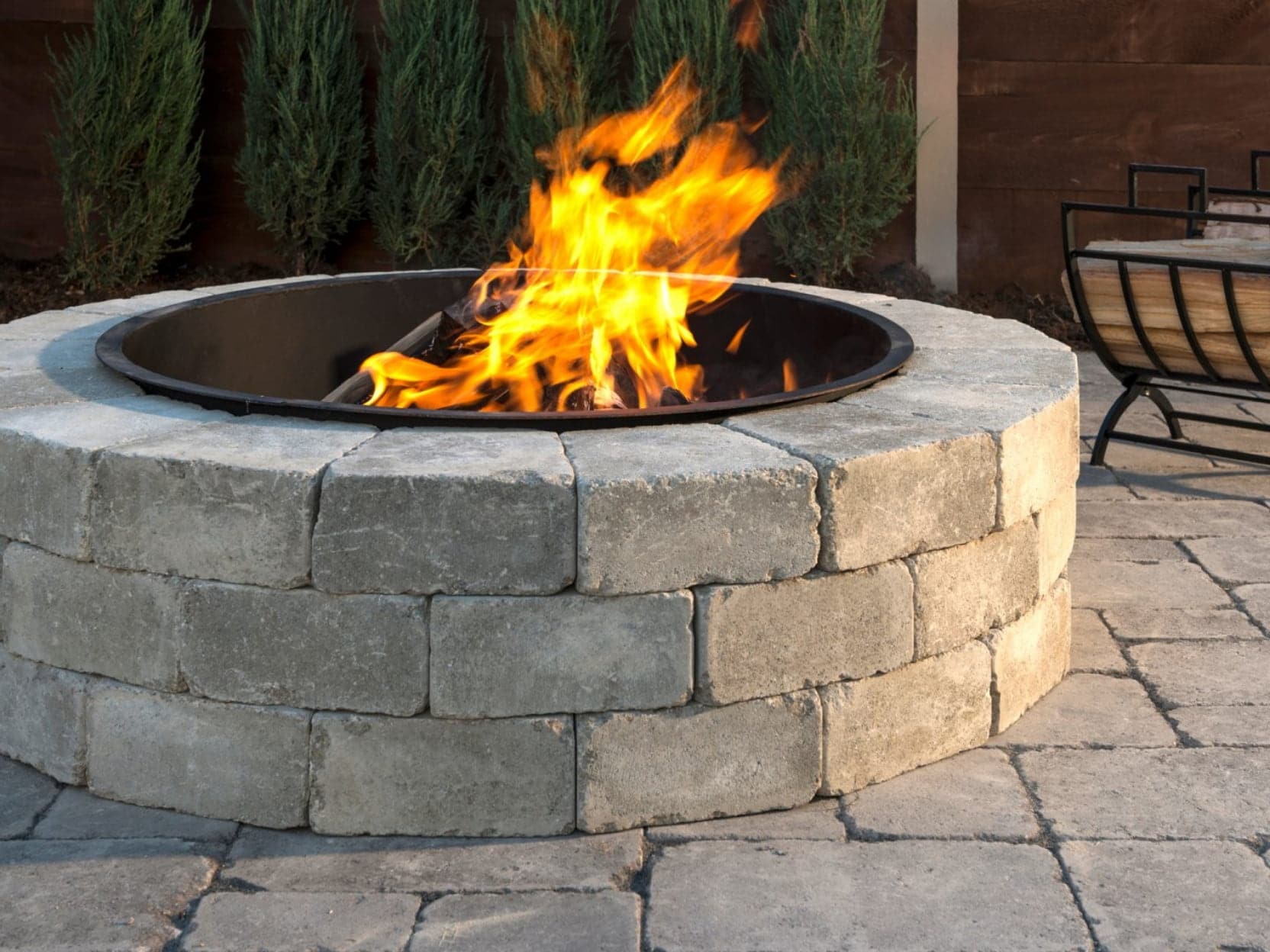 Sunset-Firepit_Wall_Sandstone_1892