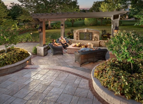 Beacon Hill™ Flagstone XL Unit 60mm